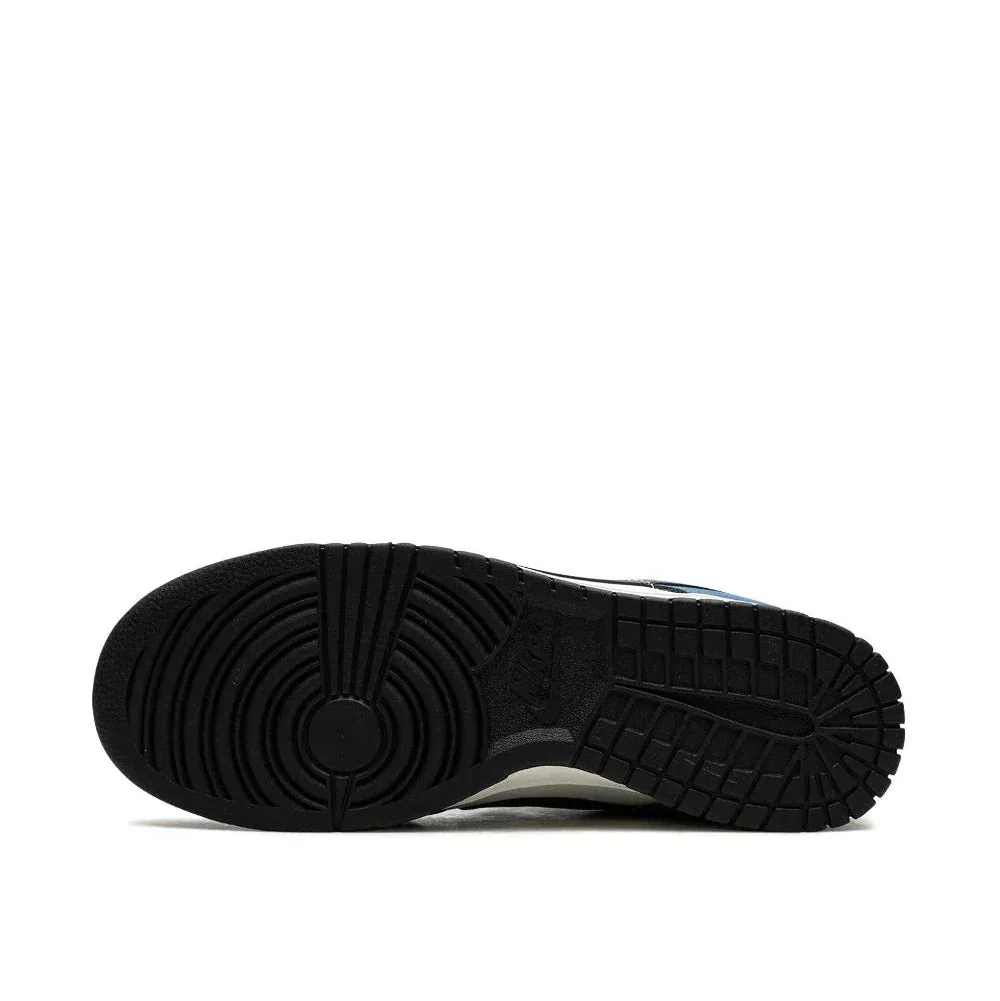 Nike Dunk Low „průmyslově modrá“