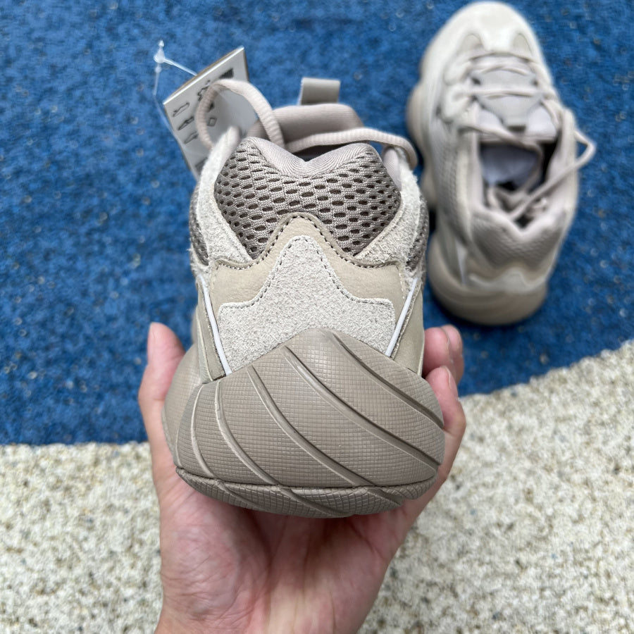 adidas Yeezy 500 "popelavě šedá"